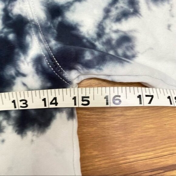 NWT Mambacita Hoodie‎ Kids Size Medium (7) - Picture 5 of 9